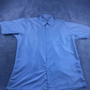 Men's Blue Short-Sleeve Button-Up Shirt
